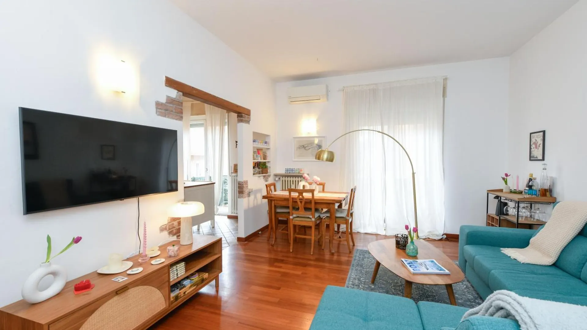 Ferienwohnung Casa Maddy - Balcony, Parking, 20-Minute Walk To The Center Verona Apartment